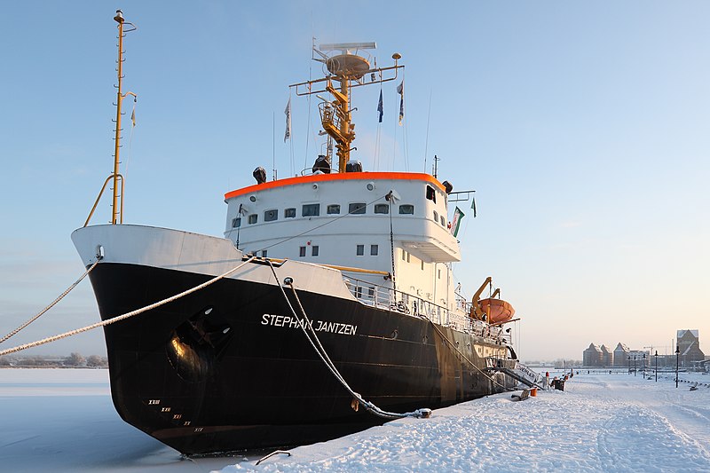 Photo of an Icebreaker ship, named Stephan Jantzen